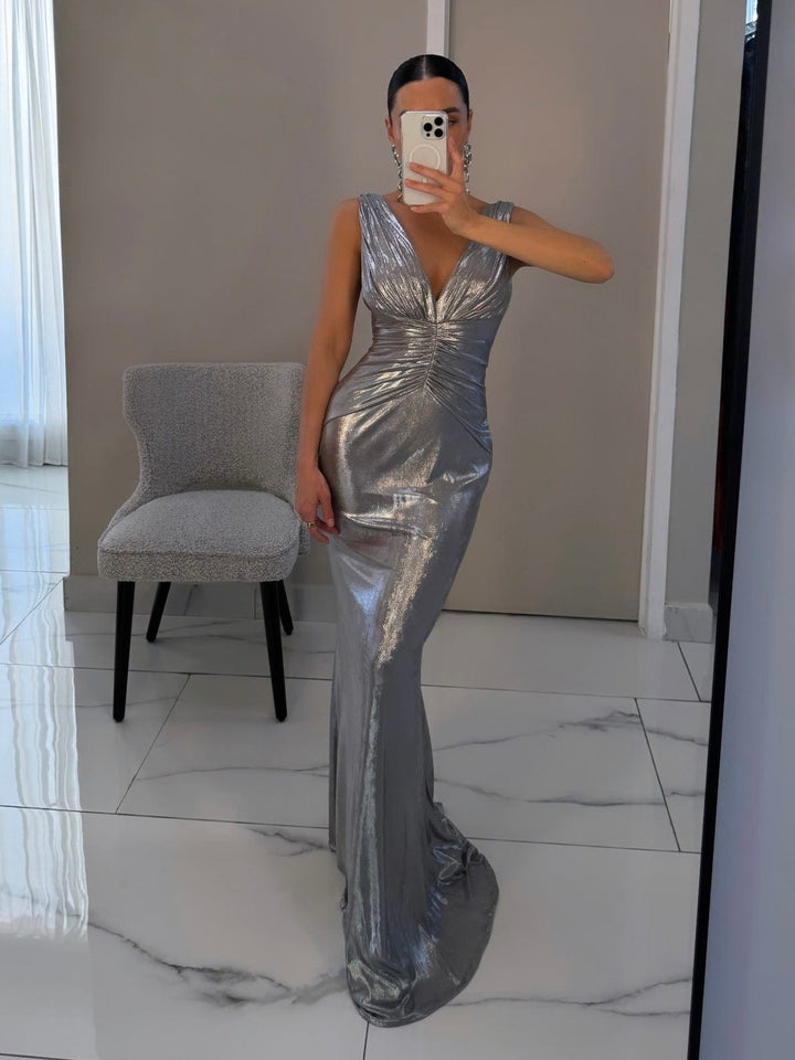 META SILVER DRESS