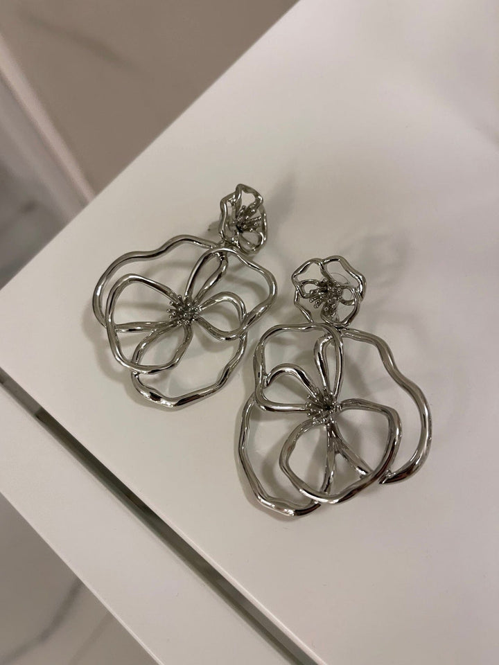 TUT SILVER EARRINGS