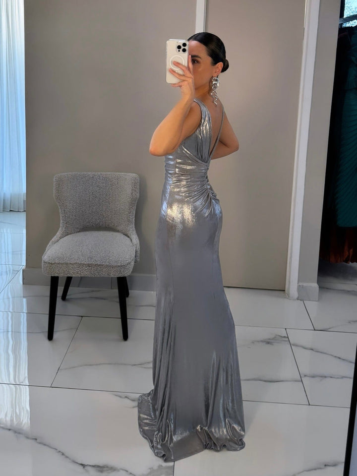 META SILVER DRESS