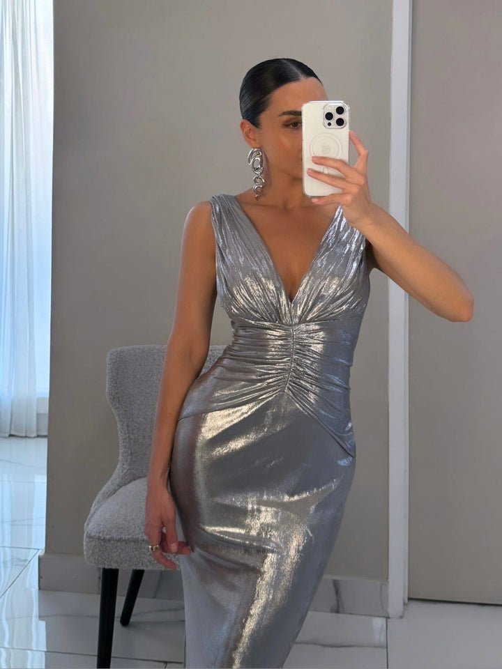 META SILVER DRESS